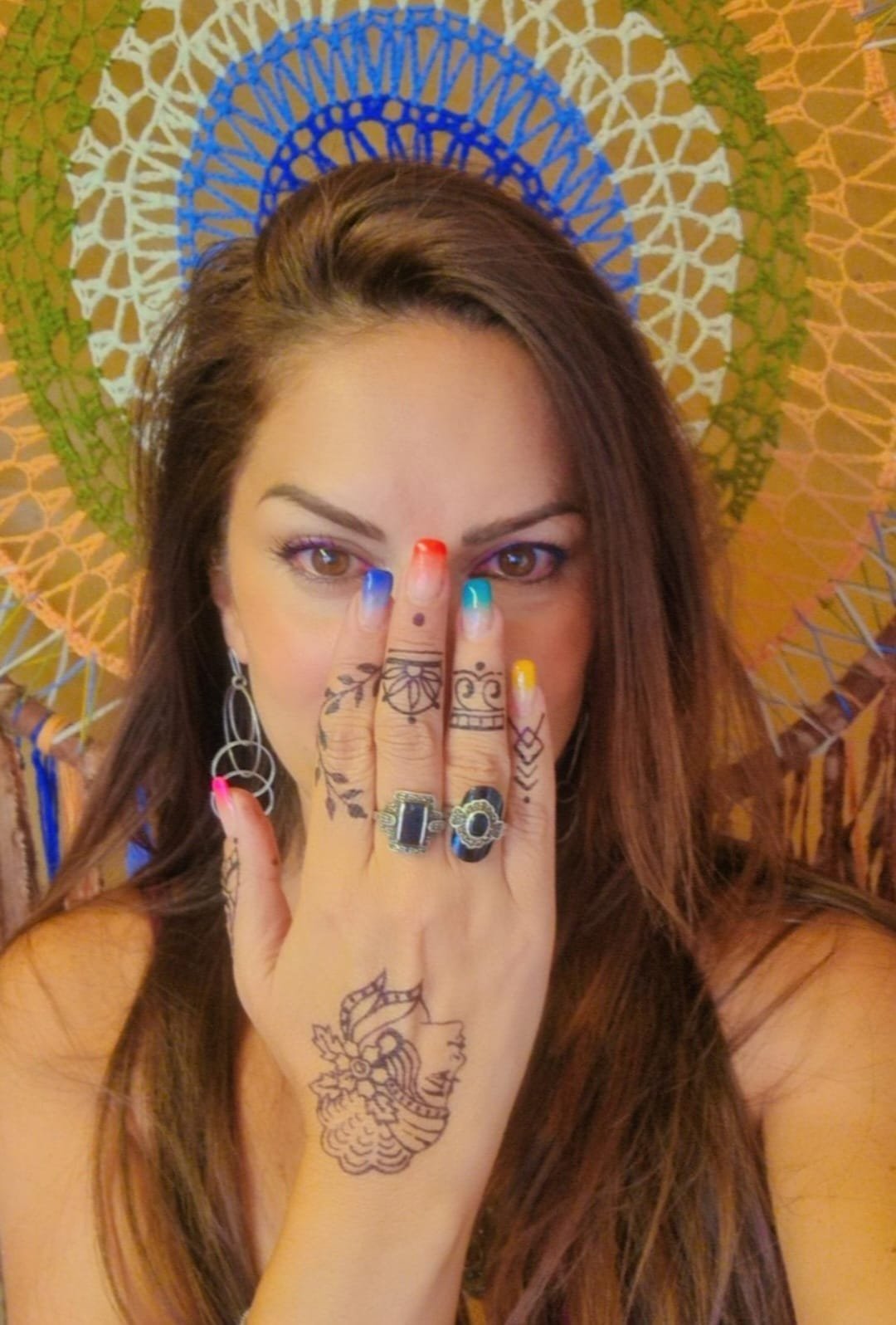 Delara Bitar — Artist
